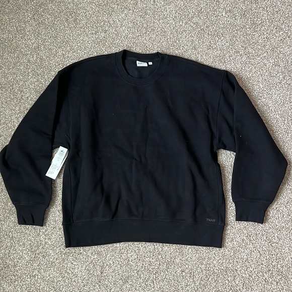 Aritzia Tops - TNA Boyfriend Fit Crewneck!